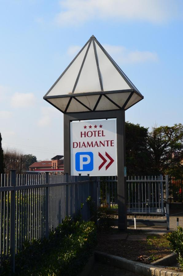 Hotel Diamante Corbetta Esterno foto