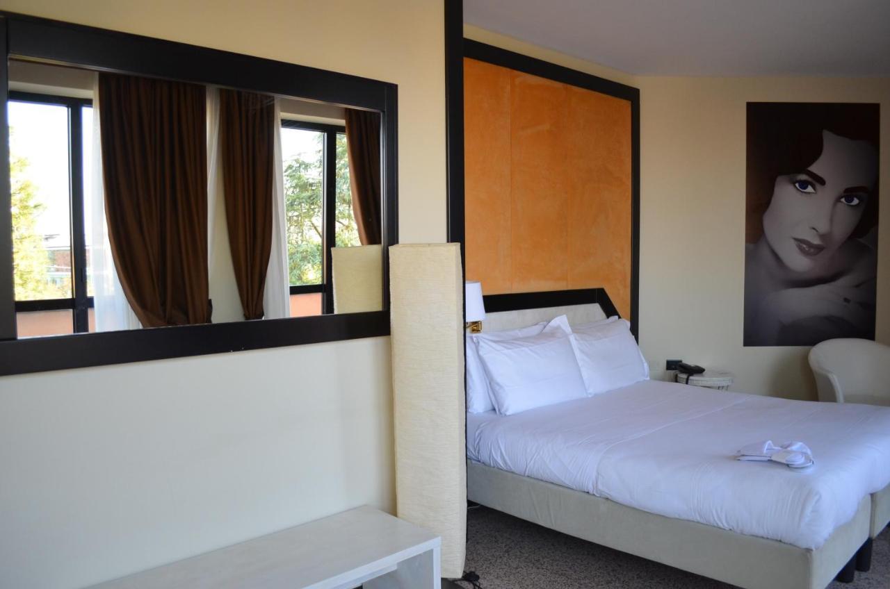 Hotel Diamante Corbetta Esterno foto
