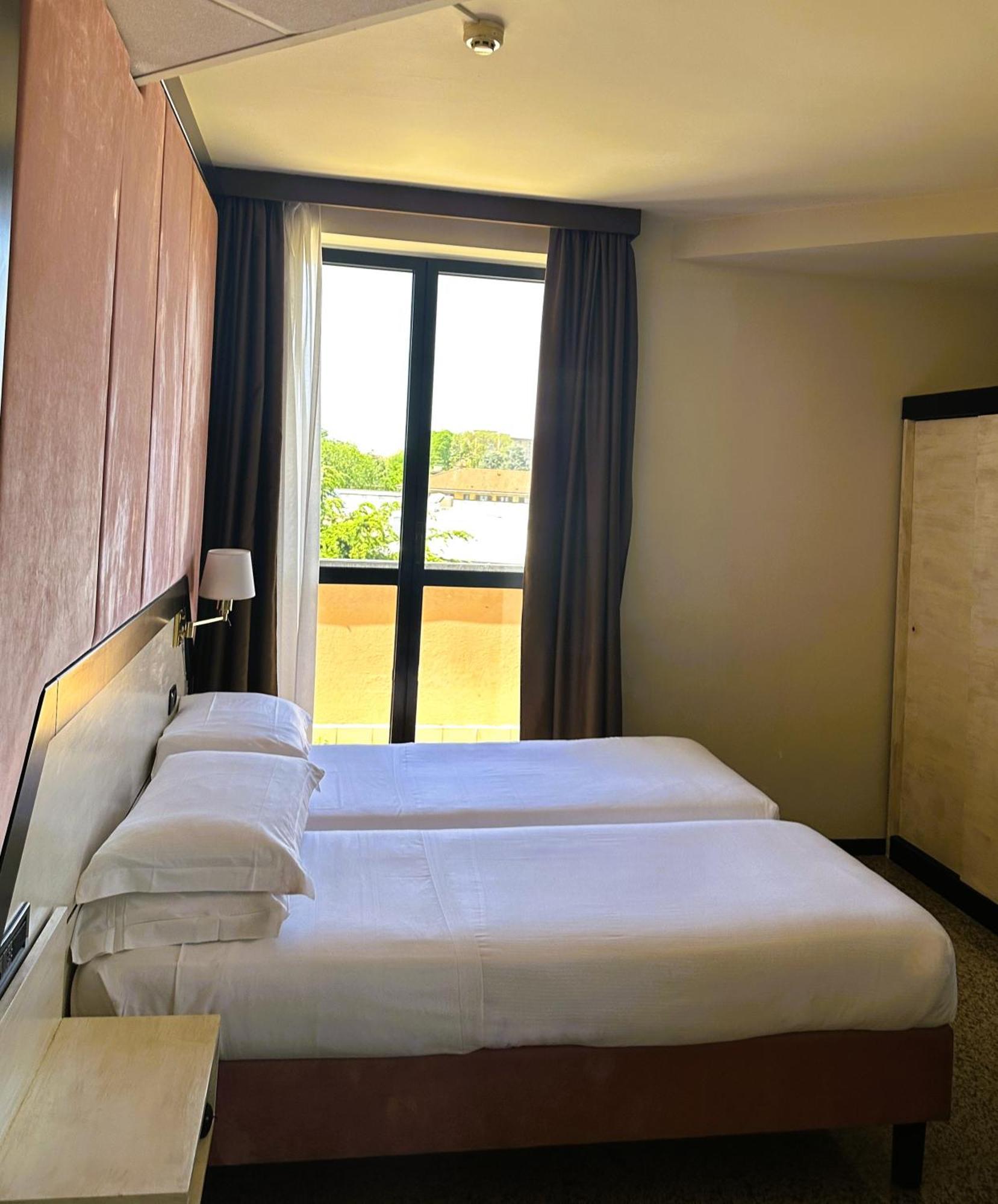 Hotel Diamante Corbetta Esterno foto