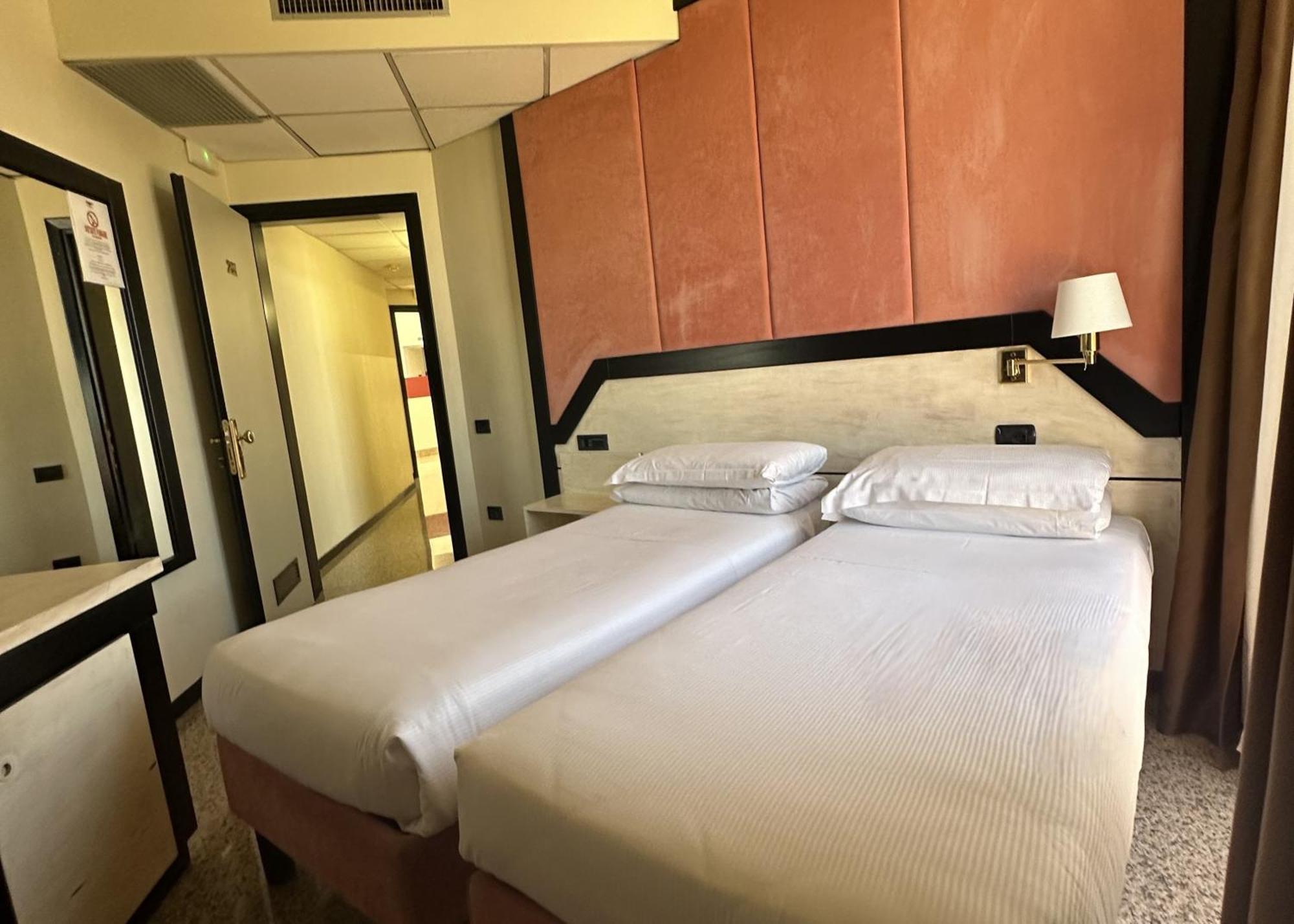 Hotel Diamante Corbetta Esterno foto