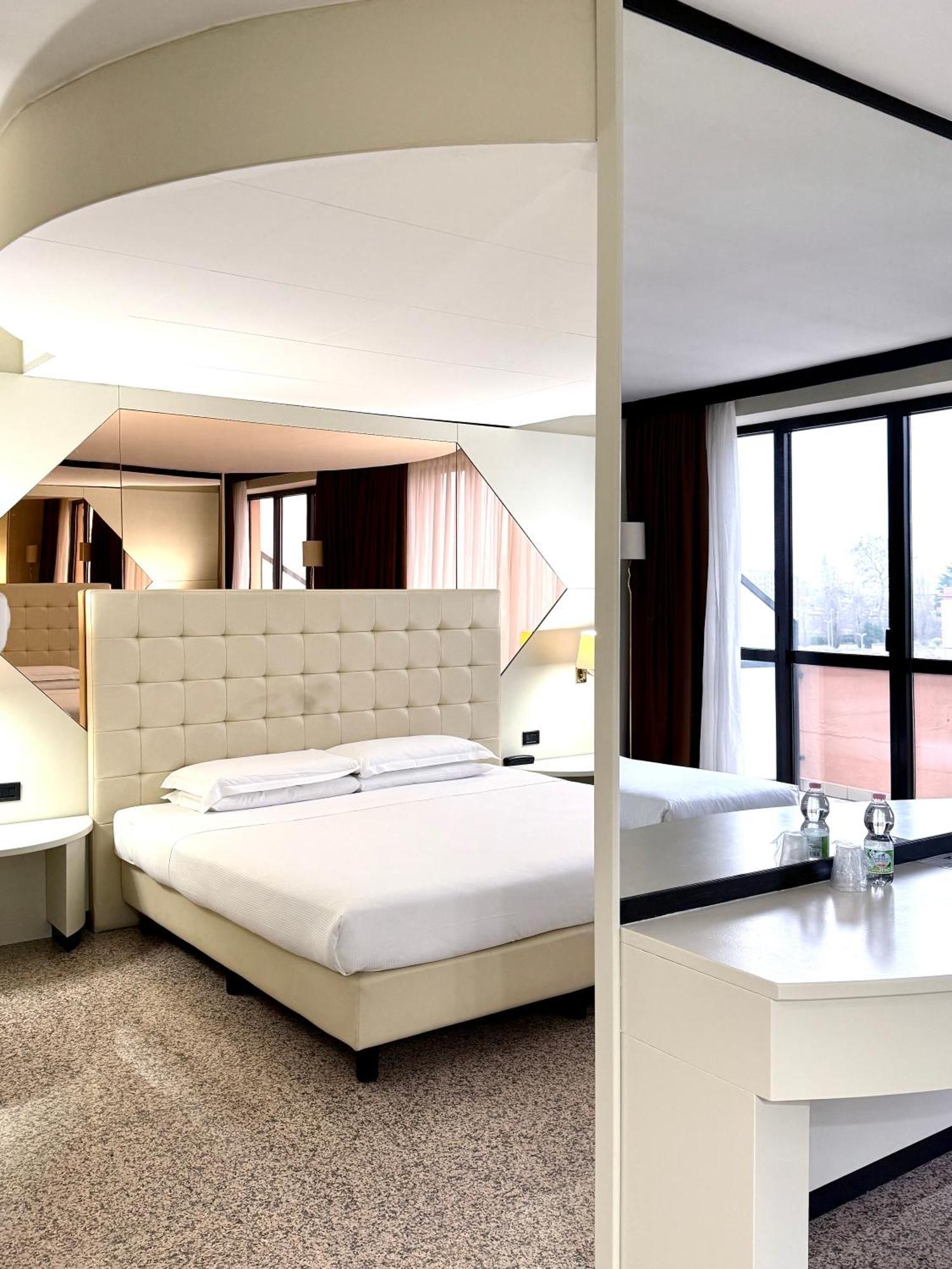 Hotel Diamante Corbetta Esterno foto
