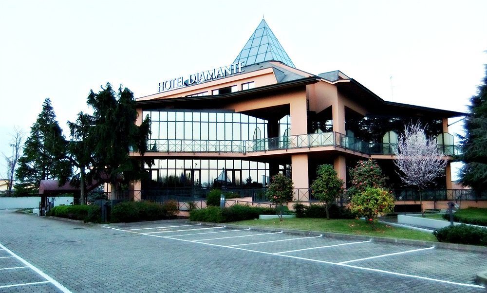 Hotel Diamante Corbetta Esterno foto