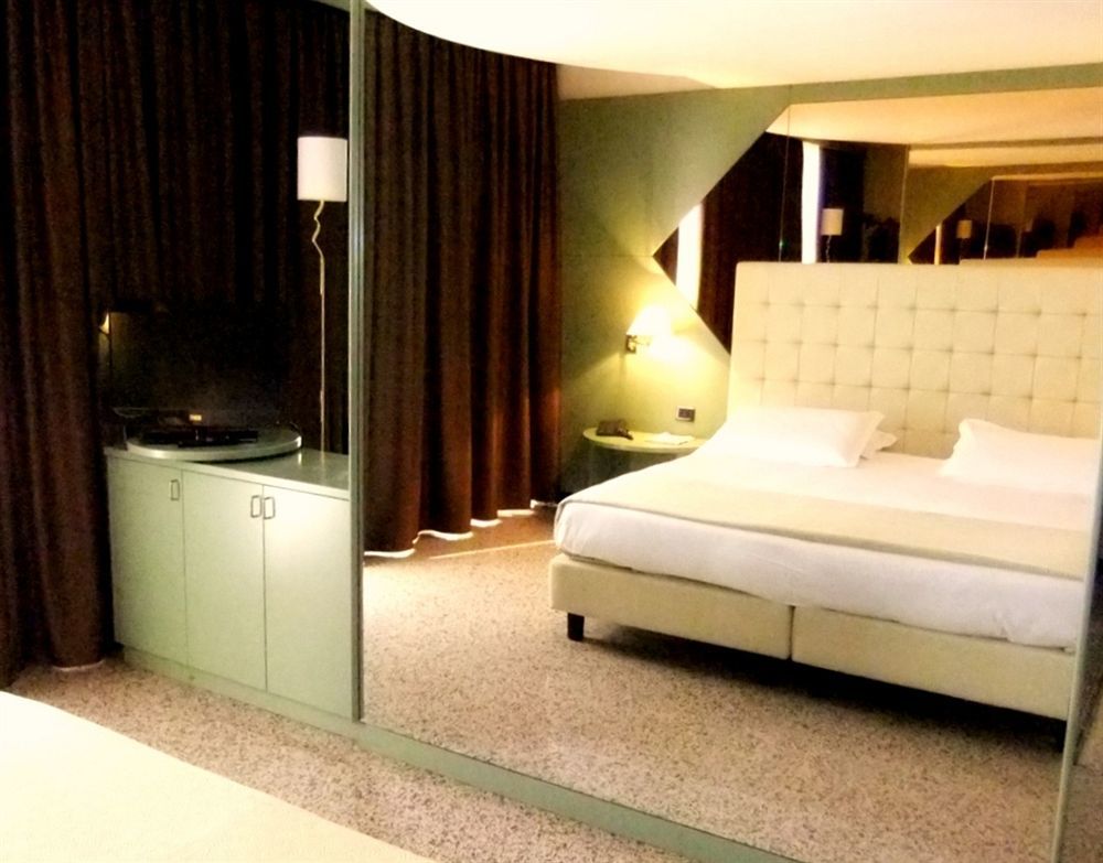 Hotel Diamante Corbetta Esterno foto