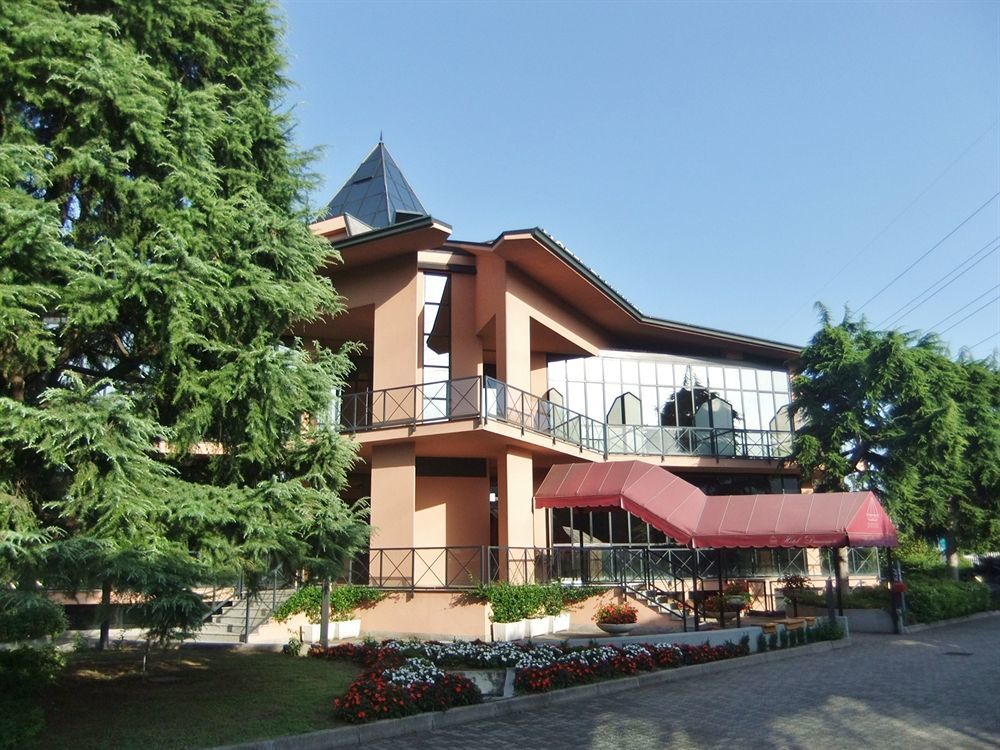 Hotel Diamante Corbetta Esterno foto